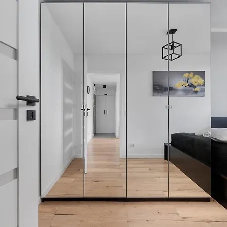 Elegant Studzienna Glowny By Renters Apartmán